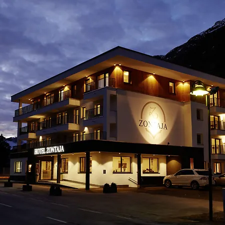 Hotel Zontaja Superior-3